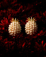 Load image into Gallery viewer, Tropical tease studs
