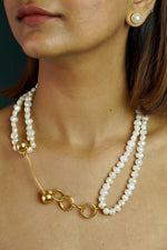 Load image into Gallery viewer, Drenched in Pearls Necklace
